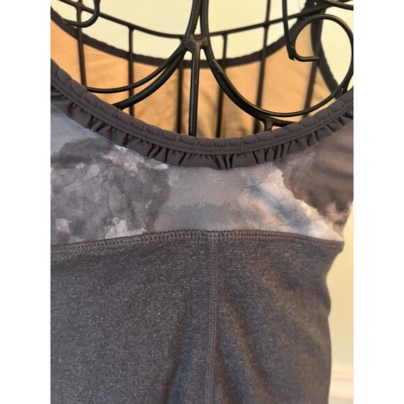 LULULEMON gray White tank tie dye grey top size 4 - Picture 5 of 6